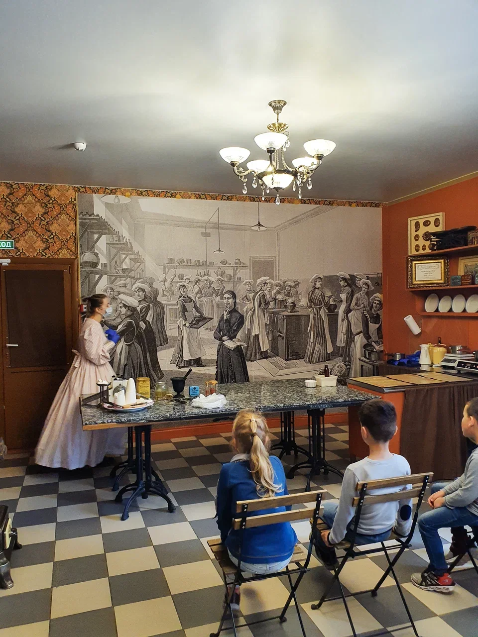 Фото Сергиевская кухмистерская и ландринная лавка - развлечение в Москве | Досугатор